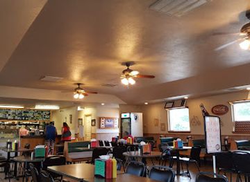 missouri/stockton-lake/bar/sundaes-fast-food