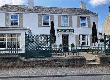 guernsey/vazon-bay/bar/la-couture-inn
