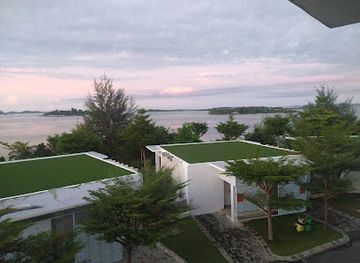 indonesia/riau-islands/bar/ti-punch-bar