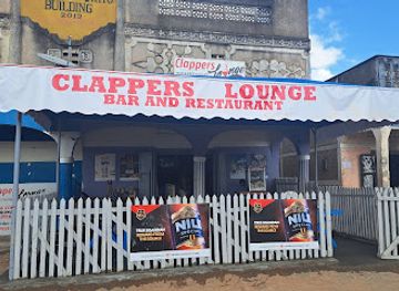 uganda/western-region/bar/clappers-lounge-bar-and-restaurant