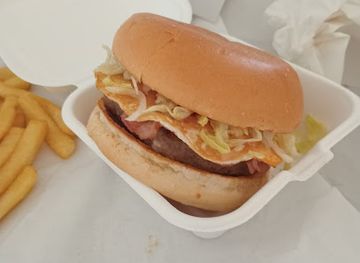 new-zealand/waitomo-caves/bar/dew-drop-inn-burger-bar