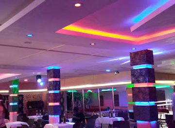 cameroon/bamenda/commercial-avenue/bar/911-snack-bar