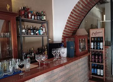 argentina/cafayate/bar/bar-de-vinos