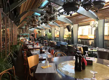 Nomad Skybar