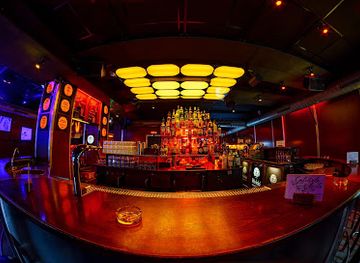 germany/hamburg/st-pauli/bar/roschinsky-s-bar