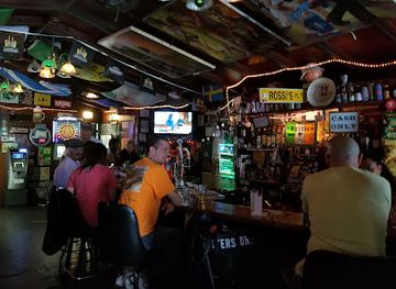 illinois/chicagoland/bar/rossi-s