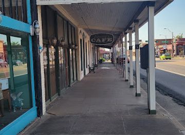 texas/west-texas/bar/ol-west-saloon