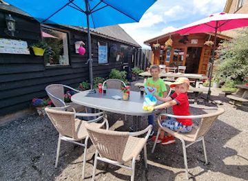 netherlands/giethoorn/bar/boer-on-toer