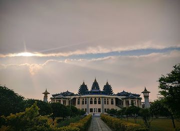 india/imphal/bar/nganapithong-shop