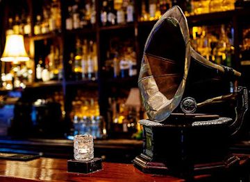 australia/high-country/bar/caz-reitop-s-dirty-secrets