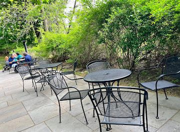 connecticut/bear-mountain/bar/the-owl-wine-food-bar