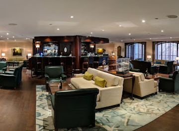 jordan/ma-in-hot-springs/bar/acacia-bar-lounge