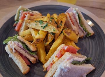 peru/lima/san-miguel/bar/friends-restobar