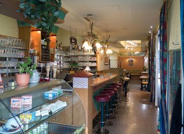 austria/eisenstadt/bar/cafe-mikschi