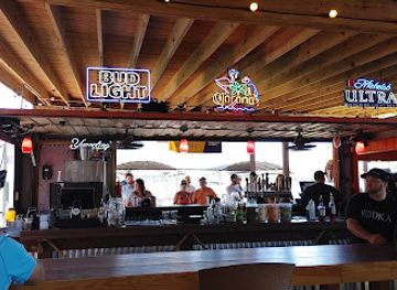 alabama/lake-martin/bar/the-landing-at-parker-creek