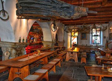 czechia/cesky-krumlov/bar/bar-strojovna