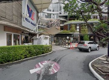 thailand/bangkok/thonglor/bar/tease-gallery-bar