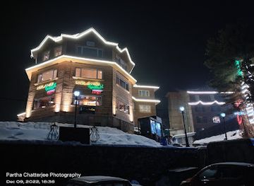 india/gulmarg/bar/igloo-cafe-gulmarg