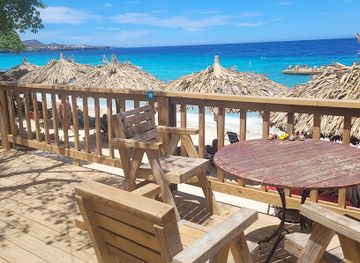 curacao/boka-tabla/bar/cast-away-beach-bar-curacao