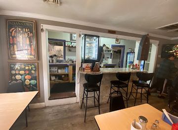 rhode-island/burlingame-state-park/bar/sly-fox-den-too-charlestown