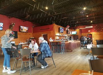 maine/androscoggin-county/bar/honey-badger-bar-grill