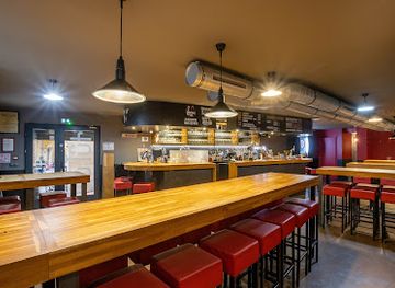 france/nice/bar/au-fut-et-a-mesure-nice