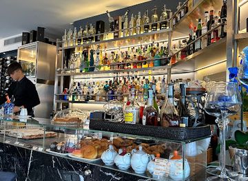 italy/venice-lido/bar/blue-drop-venice