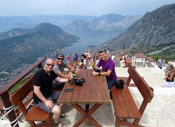 montenegro/cetinje/bar/horizont-bar