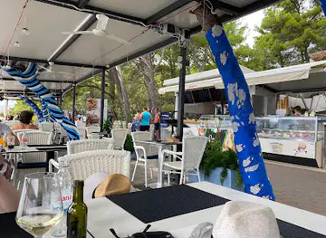 bar Riviera