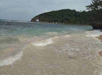 philippines/boracay/yapak/bar/tiki-bar-and-private-beach