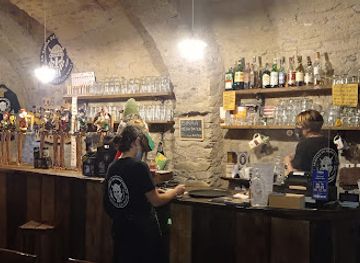 italy/lunigiana/bar/la-caverna-dei-nani