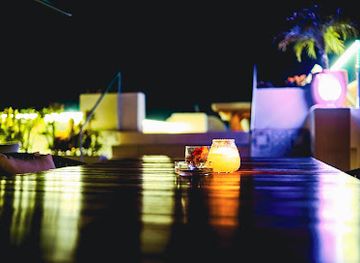 curacao/playa-kenepa/bar/cascada-rooftop-bar-kitchen