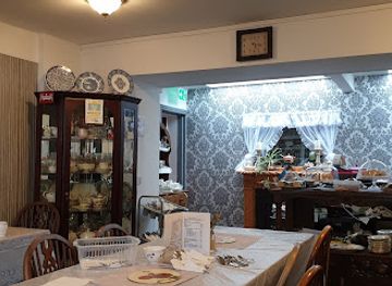 isle-of-man/laxey/bar/browns-tearoom