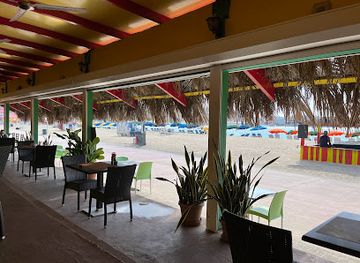 sint-maarten/philipsburg-boardwalk/bar/lizzy-s-beach-bar
