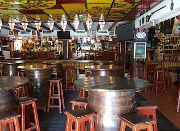 morocco/agadir/bar/english-pub