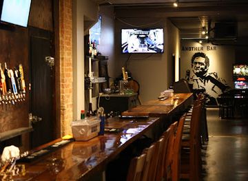 canada/golden-horseshoe/bar/another-bar