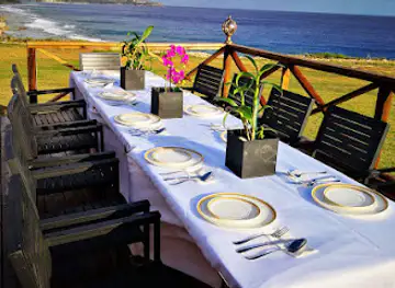拉德悬崖餐厅 Ladder Beach Restaurant