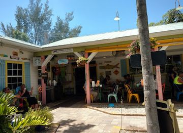 florida/sanibel-island/bar/the-island-cow