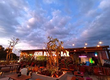 indonesia/pulau-moyo/bar/akaya-rooftop-bar