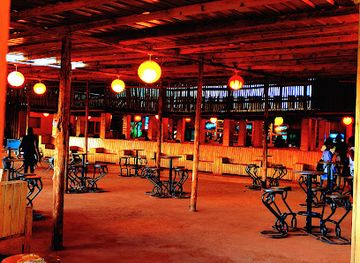 uganda/jinja/bar/pit-stop-sport-lounge