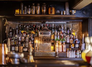 switzerland/verbier/bar/the-rabbit-hutch