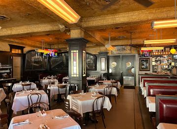 louisiana/lake-borgne/bar/superior-seafood-oyster-bar