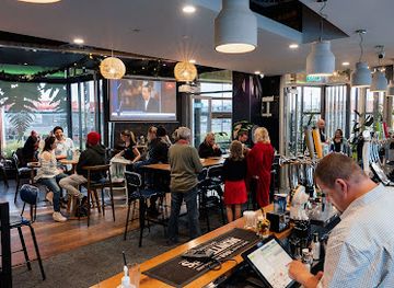 new-zealand/hamilton/bar/foundation-bar