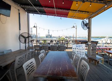 texas/galveston/bar/stuttgarden-tavern