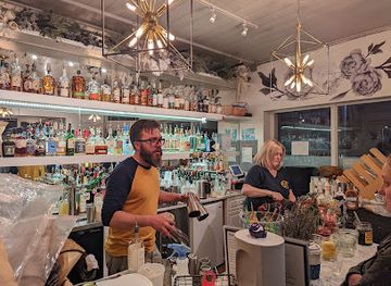 rhode-island/providence/college-hill/bar/tiny-bar