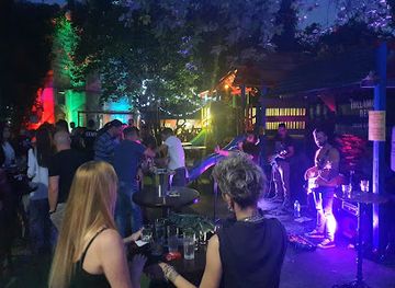 montenegro/niksic/bar/the-house-pub