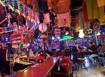 indiana/pokagon-state-park/bar/wacky-jac-s