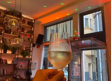 estonia/tallinn/kadriorg/bar/funky-bar