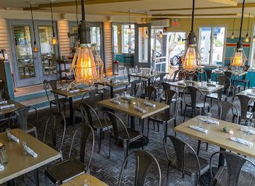 new-york/montauk/bar/south-edison