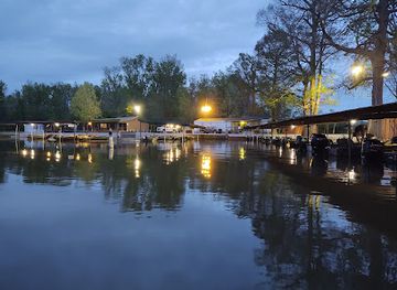 tennessee/reelfoot-lake-area/bar/the-boat-house-restaurant